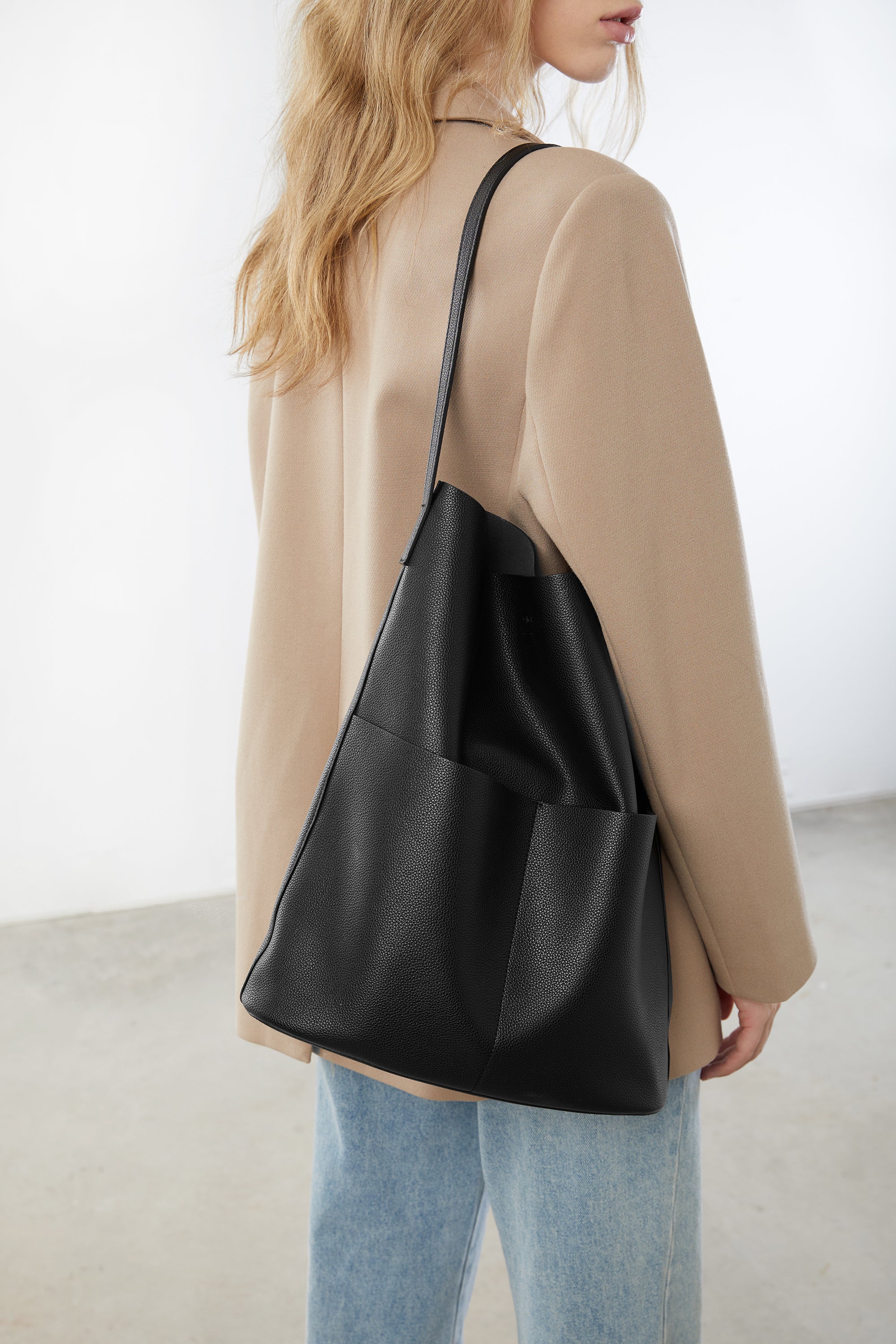 CITY TOTE BAG - Image 11